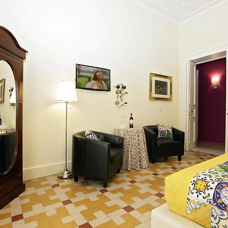 B&B Antonello Da Messina Bagian luar foto